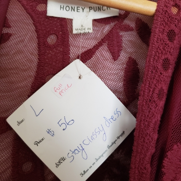 Honey Punch Lace Dress - Picture 3 of 5